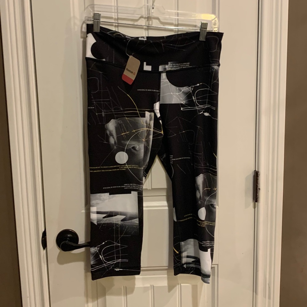 Reebok cropped leggings NWT